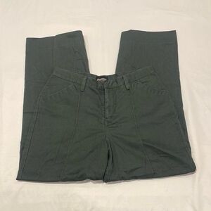 Versatile Green Chinos with Straight Leg Cut